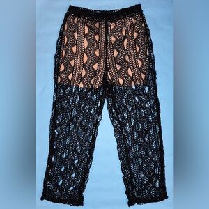 Why Dress Black Geometric Crochet Pants Size L Festival Formal Party Fancy